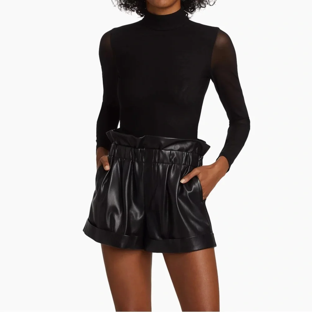 Alice + Olivia Reagan vegan leather short - Picture 3 of 7